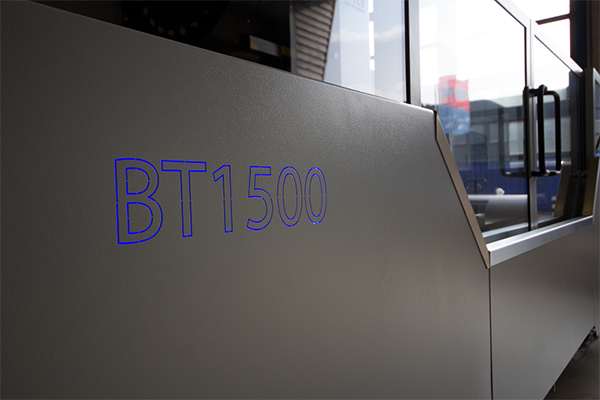 BT1500 freesbank nieuw plaatwerk